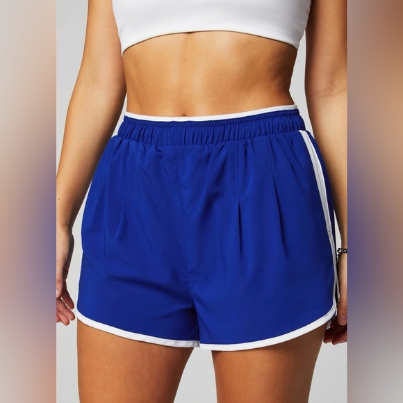 Fabletics - Picture 1 of 2